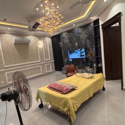 Luxurious 10 Marla Modern House For sale in DHA Phase 7 Lahore Pakistan-21