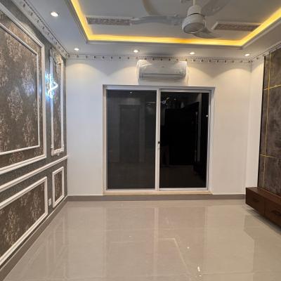 Luxurious 10 Marla Modern House For sale in DHA Phase 7 Lahore Pakistan-9