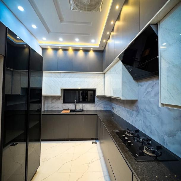 Beautiful 10 Marla House For Sale in DHA Phase 7 Lahore Pakistan-13