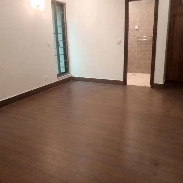Sui Gas Housing Society Kanal Upper Portion Seaprate Gate For Rent-9