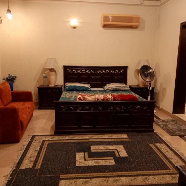 DHA Phase 1 Kanal Full House Fully Furnished For Rent-2