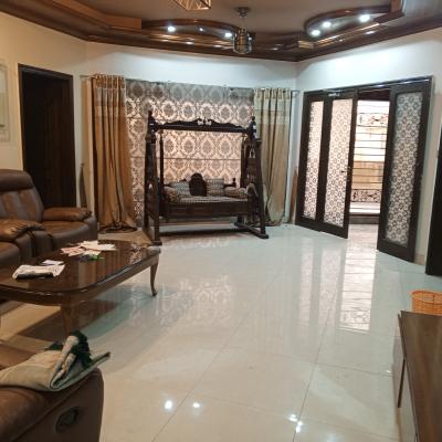 DHA Phase 4 Top Location 1 Kanal Upper Portion Fully Furnished For Rent