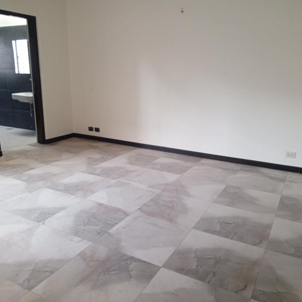 DHA Phase 4 Best Location 23 Marla Upper Portion Separate Gate For Rent-11