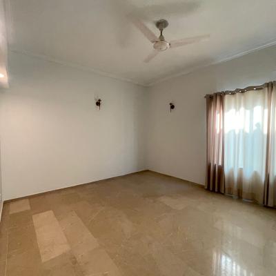 Dha Phase 4 Direct Deal 1 Kanal Full House Proper Double Unit For Rent