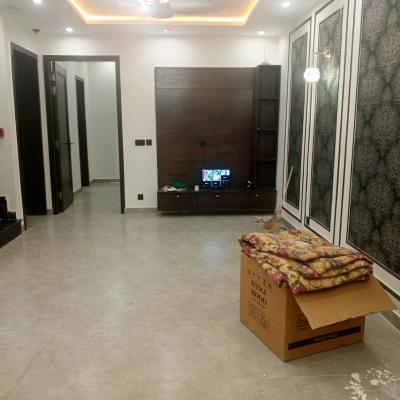 Prime Location 5 Marla Full House Available For Rent In DHA Lahore Phase 9