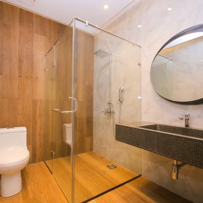 10 Marla Near to Commercial Modern Design Luxury Living House for Sale