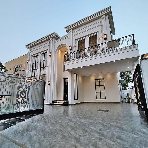 1 Kanal Most Luxury Modern Living House for Sale-1