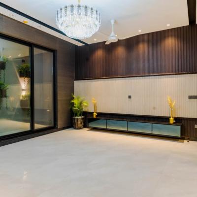 1 Kanal Facing Park Luxury Modern House Available For Sale
