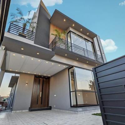 8 Marla Modern Design On Main Road Luxury Bungalow For Sale In DHA 9 Town Lahore