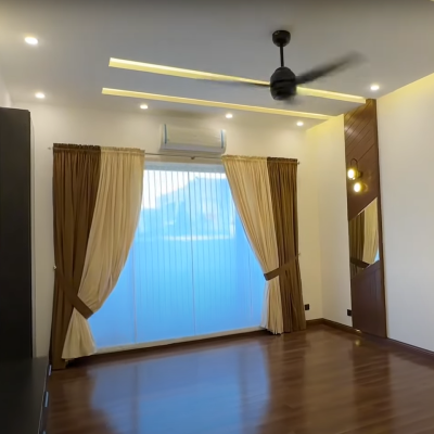 1 Kanal Most Luxury Modern Living House for Sale