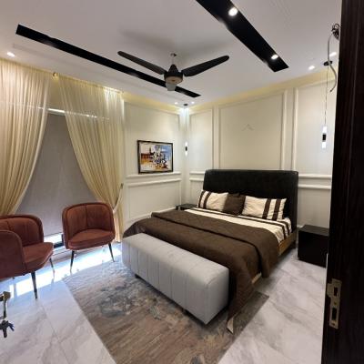 Fully Furnished 5 Marla Near To Commercial Prime Location Bungalow For Sale in DHA 9 Town