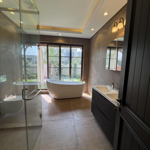2 Kanal Superb Bungalow in Phase 8 Ex Park View DHA Lahore-5