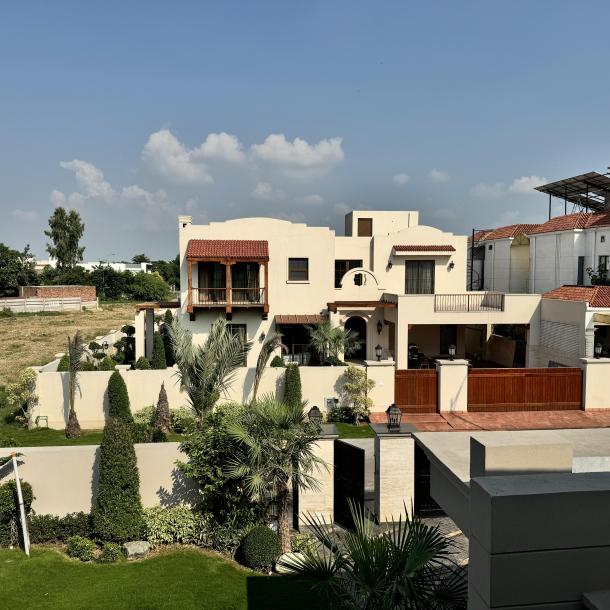 2 Kanal Superb Bungalow in Phase 8 Ex Park View DHA Lahore-1