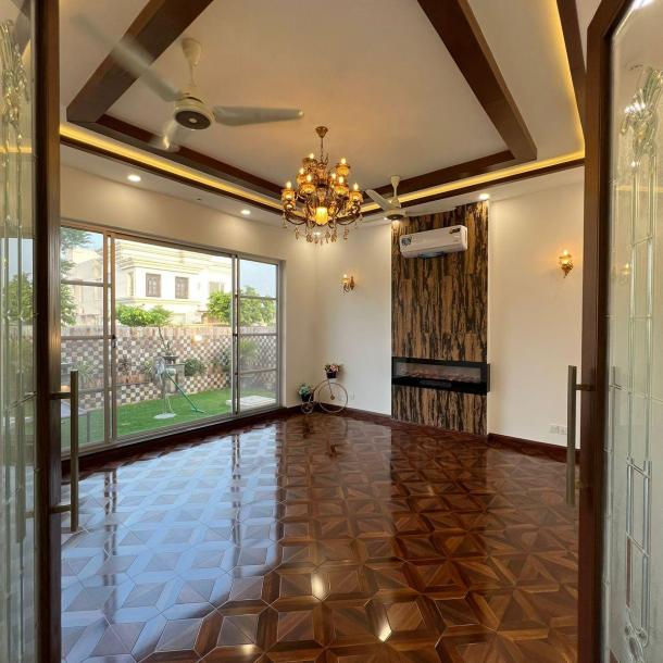 Most Pretty 1 Kanal House In DHA 9 Town-8