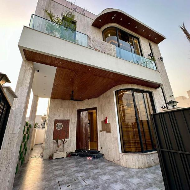 5 Marla Ultra Modern House in DHA 9 Town Lahore-3