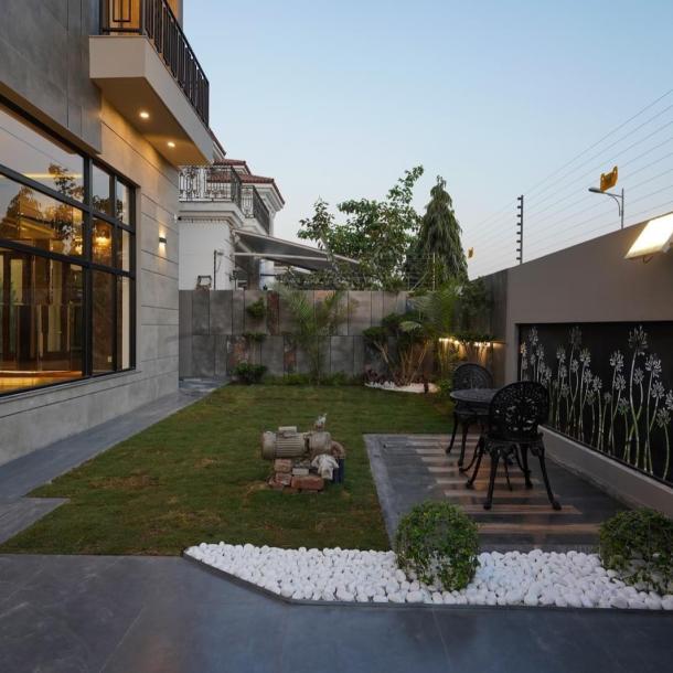1 Kanal Designer House In DHA Phase 6 Lahore-6