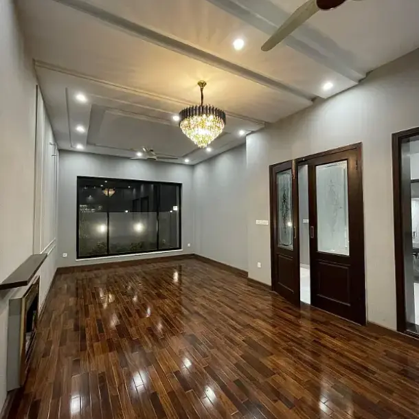 Premium 10 Marla House in DHA Phase 7 – High End Finishes-7
