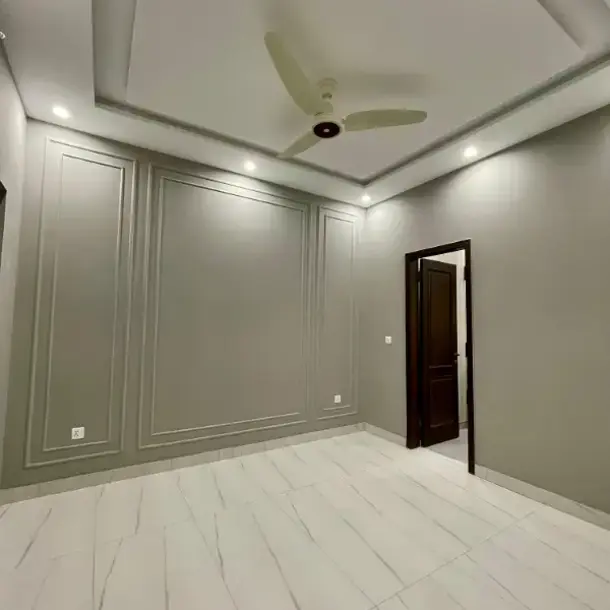 Premium 10 Marla House in DHA Phase 7 – High End Finishes-8