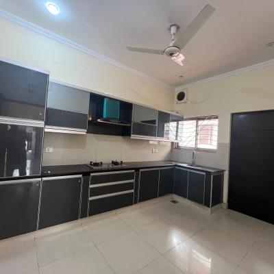 DHA Phase 6 10 Marla House For Rent