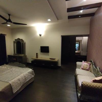 1 kanal upper portion Full Furnished Dha phase 8 ex Park view