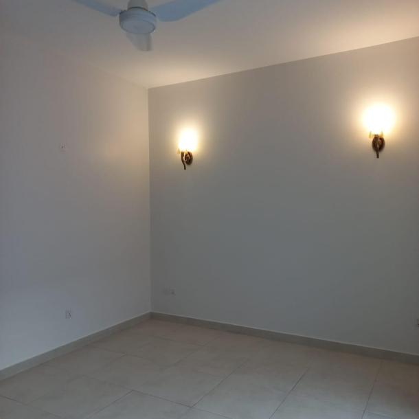 1 Kanal Upper Portion House For Rent In DHA Phase 6 Lahore-3