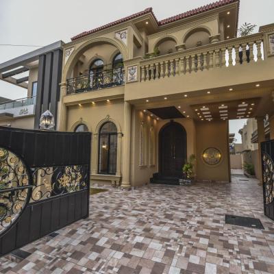 Brand New 10 Marla House For Rent With Modern Kitchen and Bathrooms, In DHA Phase 6 Lahore