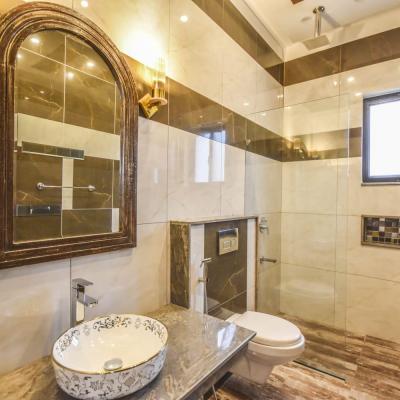 Brand New 10 Marla House For Rent With Modern Kitchen and Bathrooms, In DHA Phase 6 Lahore