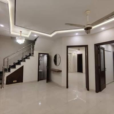 Luxurious 5 Marla brand new house for sale lake City Demand 265 Lacs-9