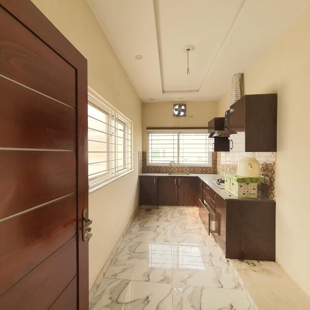 Brand New 1 Kanal Lower Portion Available For Rent In DHA Lahore Phase 3-4