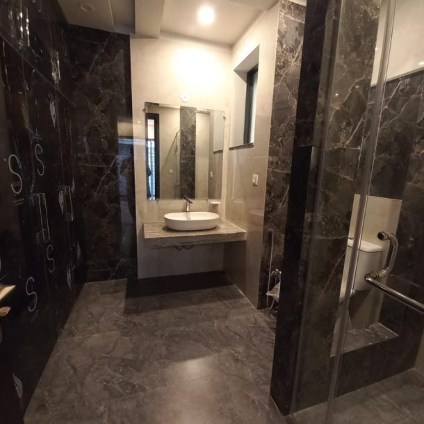 Luxury 10 Marla House Available For Rent In DHA Lahore Phase 7-4