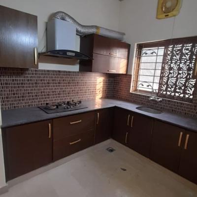 Well Maintained Reasonable Price 3 Bedrooms Apartment Available For Sale In Askari 11
