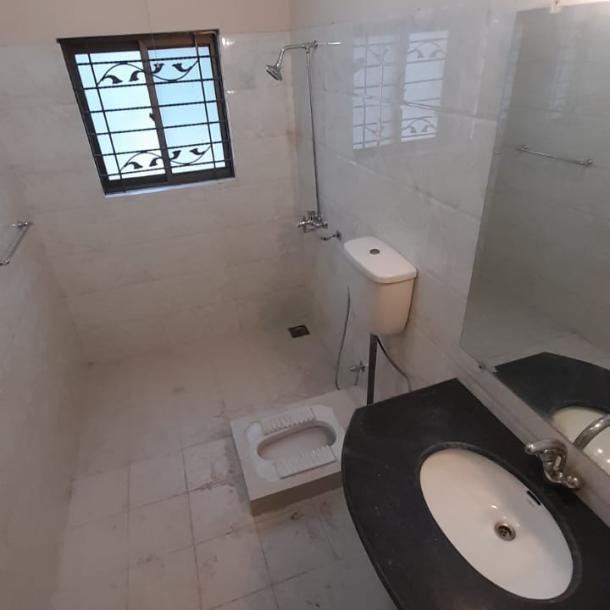 Well Maintained Reasonable Price 3 Bedrooms Apartment Available For Sale In Askari 11-4