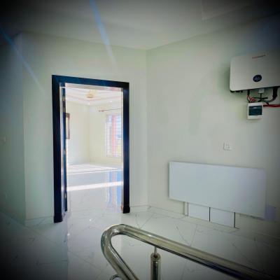 Top Location 10 Marla House Available For Sale In Bahria Town Rawalpindi