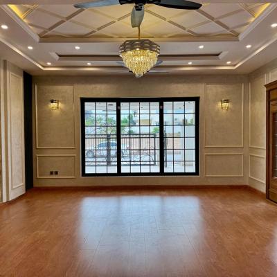 Facing Lake 4 Bedroom Apartment Available For Rent In Askari 11