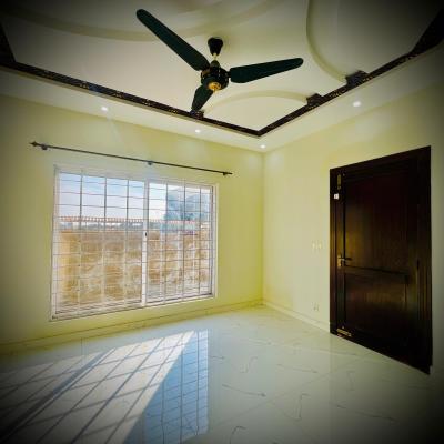 Top Location 10 Marla House Available For Sale In Bahria Town Rawalpindi