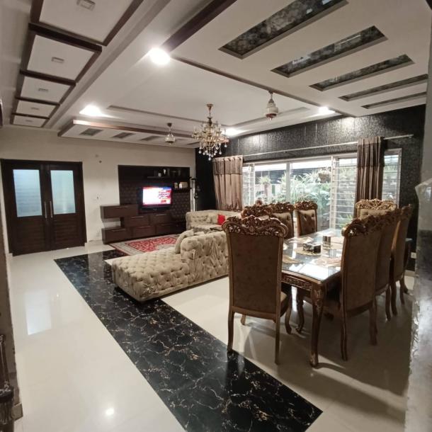 Best Location 1 Kanal House Available For Sale In DHA Lahore Phase 3-5