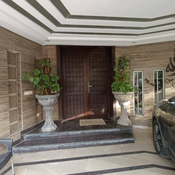 Best Location 1 Kanal House Available For Sale In DHA Lahore Phase 3-1