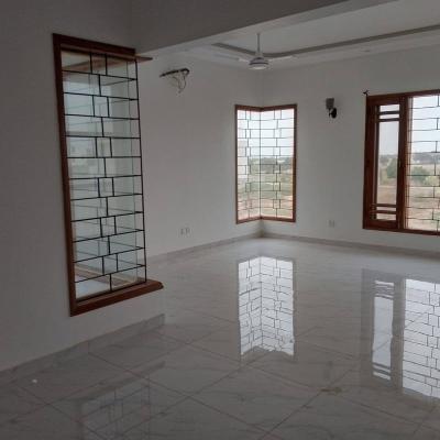 Well Maintained 1 Kanal Upper Portion Available Rent In DHA Lahore Phase 2