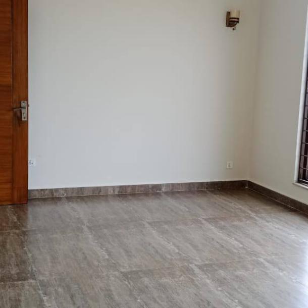 Near To LUMS University 1 Kanal Upper Portion Available For Rent In DHA Lahore Phase 2-1