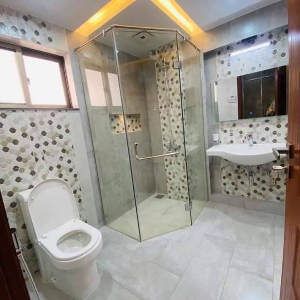 Brand New 1 Kanal Upper Portion available For Rent In DHA Lahore Phase 3-5