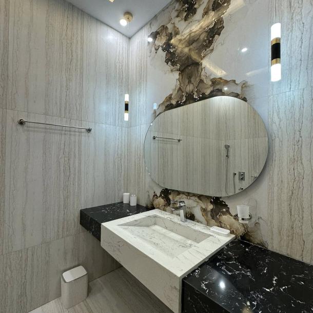 DHA Phase 7 Beautiful 1 Kanal Bangalow Available For Rent-9