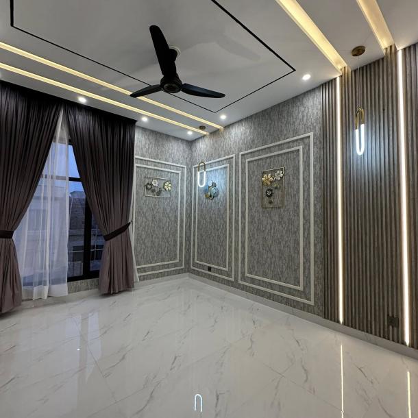 DHA Phase 7 Beautiful 1 Kanal Bangalow Available For Rent-1