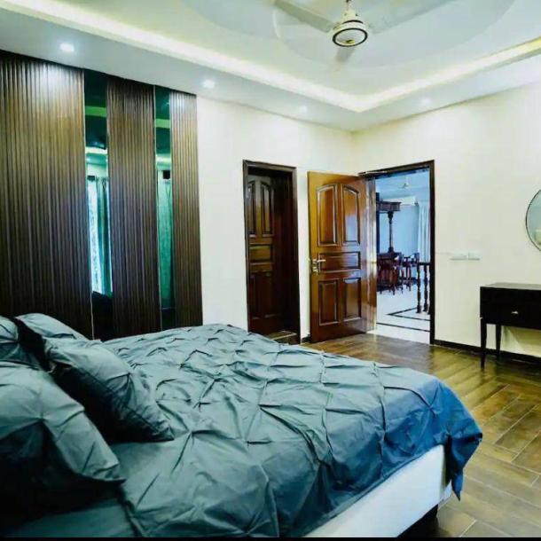 Fully Furnished 1 Kanal Elegant Bungalow Upper Portion Available For Rent In DHA Lahore Phase 7-3