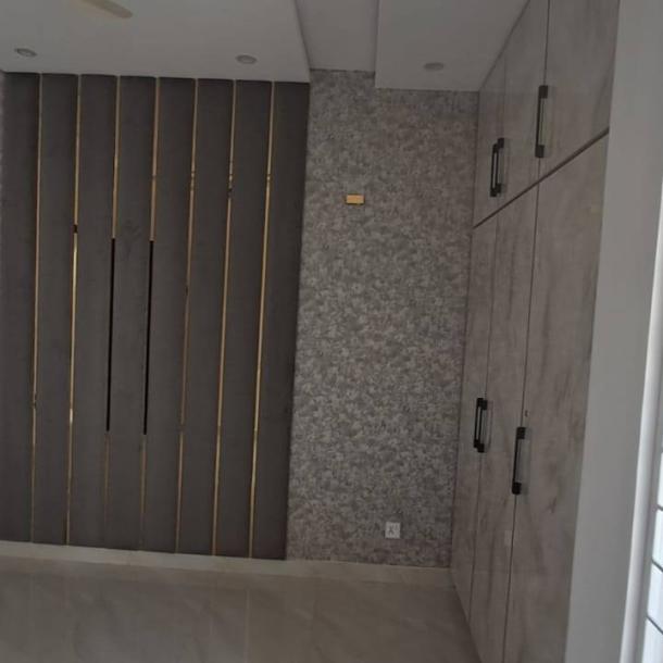 Reasonable Price 3 Bedrooms Apartment Available For Sale In Askari 11 Sector B-2