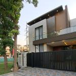 Corner Brand New 10 Marla House Available For Sale In DHA Lahore