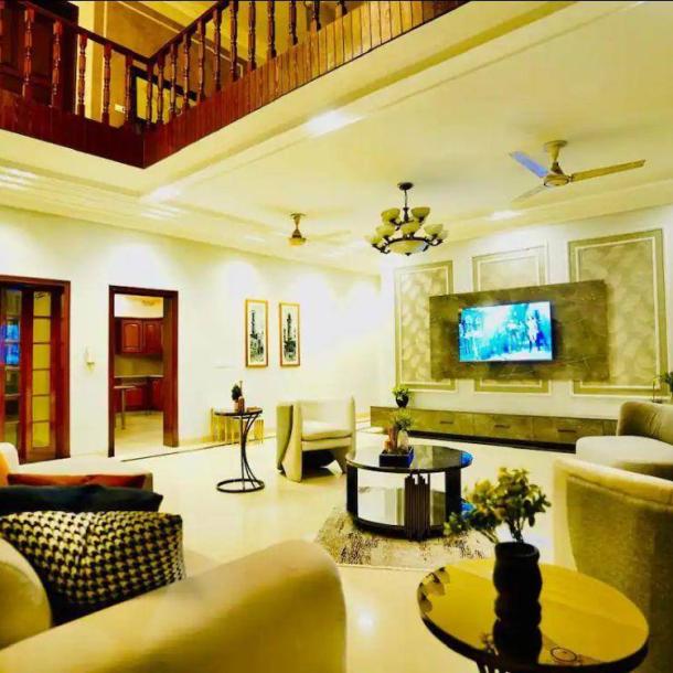 Fully Furnished 1 Kanal Elegant Bungalow Upper Portion Available For Rent In DHA Lahore Phase 7-1