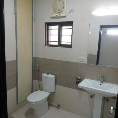 Low Price 1 Kanal Upper Portion For Rent In DHA Lahore Phase 7