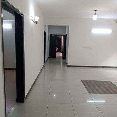 Top Location Affordable Price 3 Bedrooms Apartment Available For Sale In Askari 11