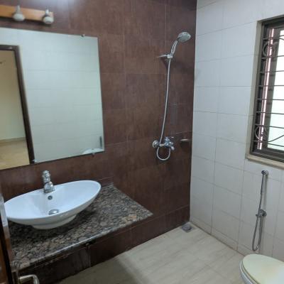 Best Location 1 Kanal Upper Portion Available For Rent In DHA Lahore Phase 5 Block L-2