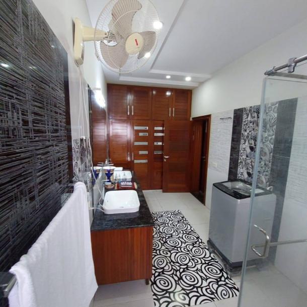 Affordable Price 1 Kanal Fully Furnished Upper Portion Available For Rent In DHA Lahore Phase 6-5